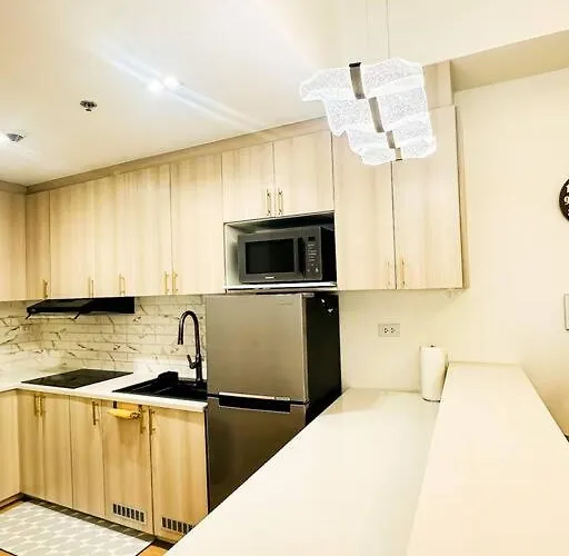 Modern Solace - The Florence 1br *
