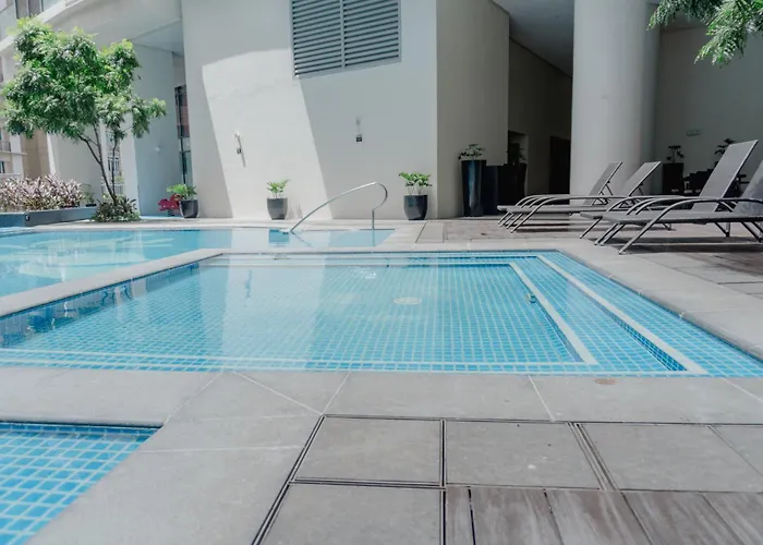 Modern Solace - The Florence 1br Apartamento